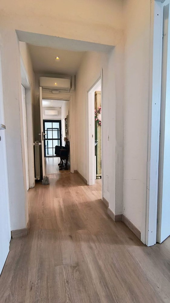 4 rooms Apartment in Terni, Italy No. 220466