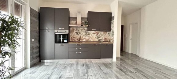 3 rooms Apartment in Verderio, Italy No. 109485 3