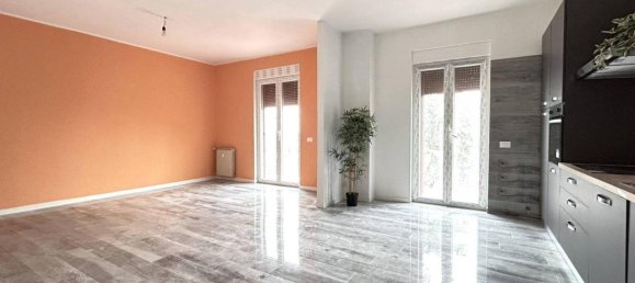 3 rooms Apartment in Verderio, Italy No. 109485 6