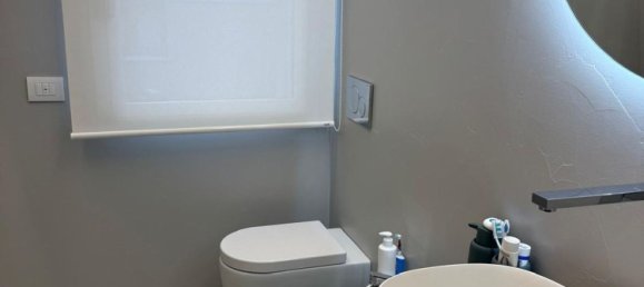 6 rooms Apartment in Senigallia, Italy No. 8987 10