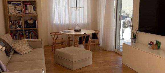 6 rooms Apartment in Senigallia, Italy No. 8987 2