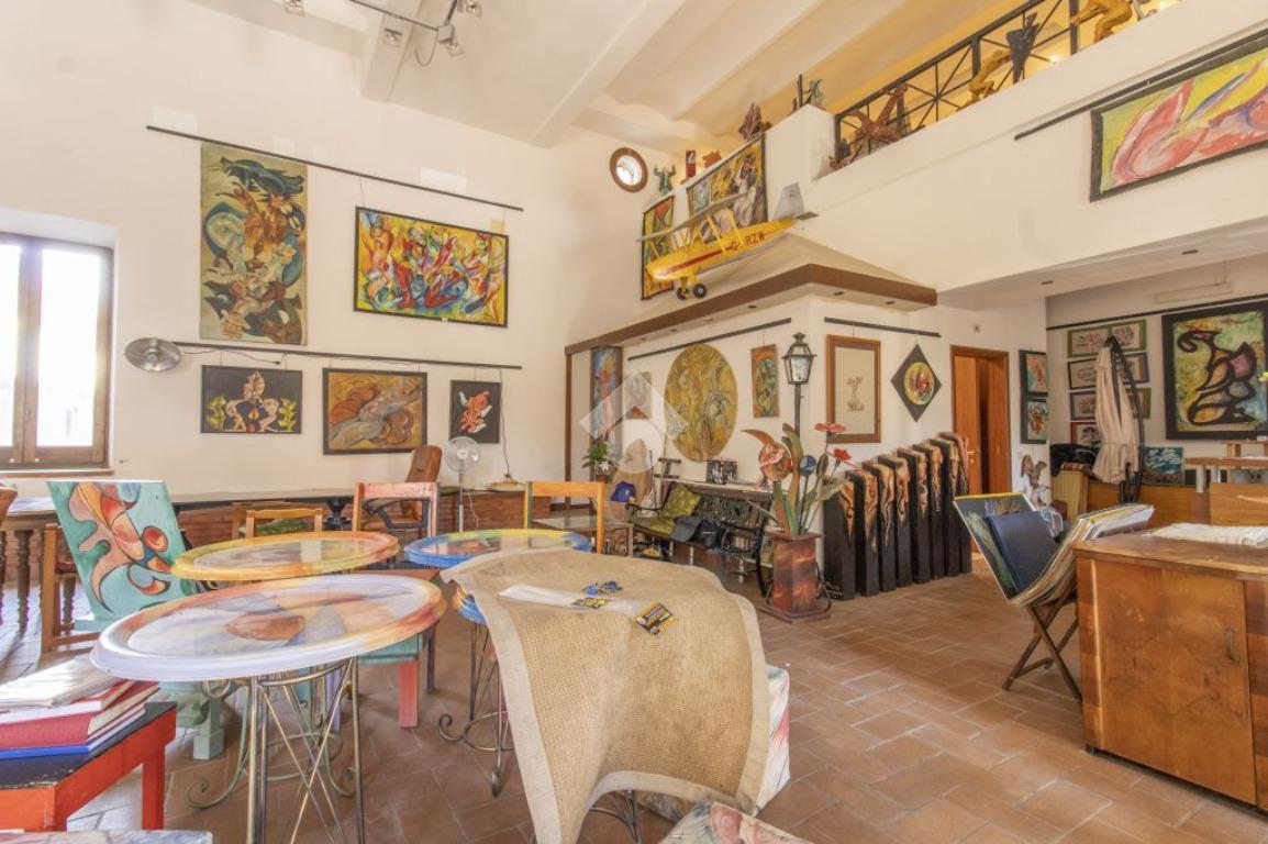 Квартира с 2 комнатами в Морлупо, Италия № 70481