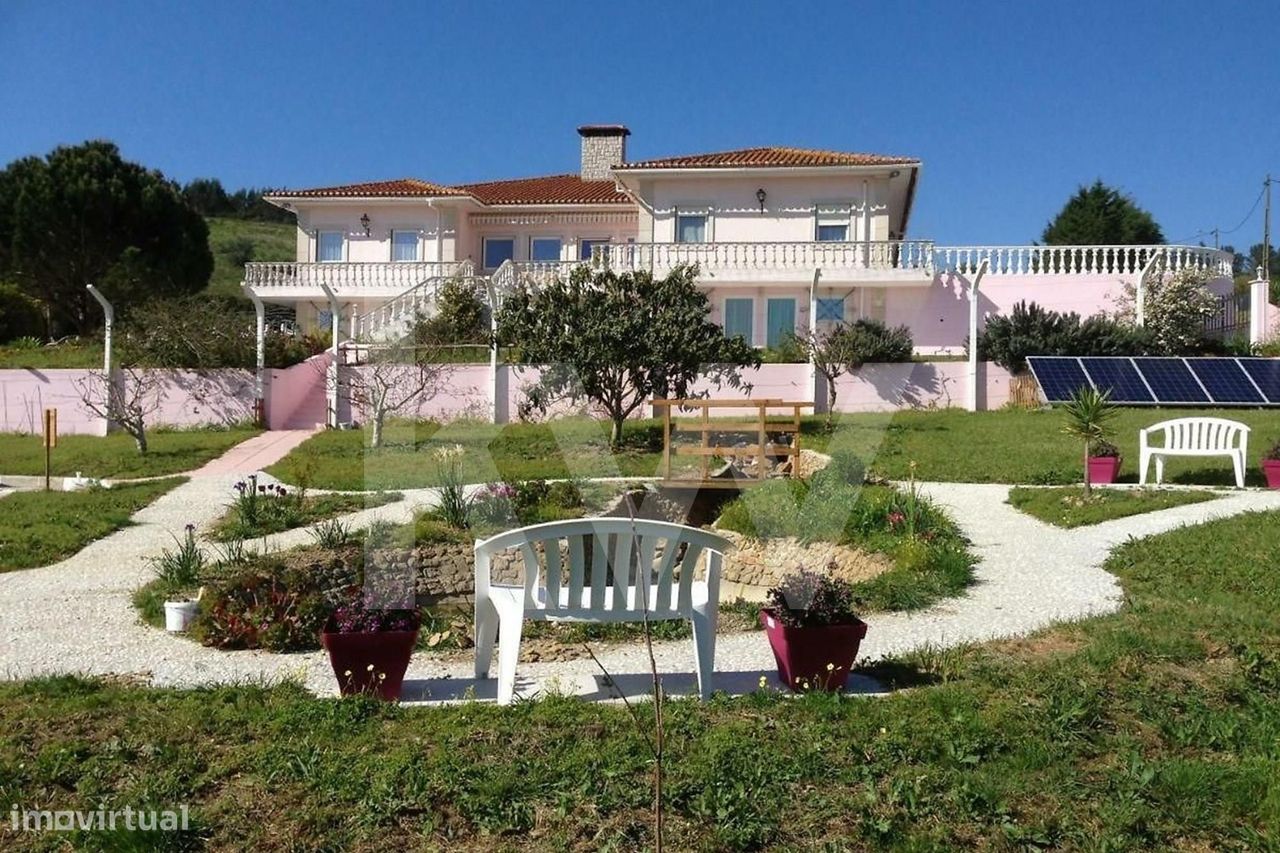 Casa de 4 dormitorios en Vila Verde dos Francos, Portugal No. 74917