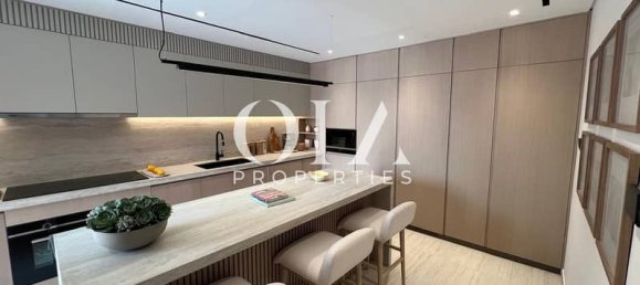 5 bedrooms Villa in Abu Dhabi, UAE No. 21699 7