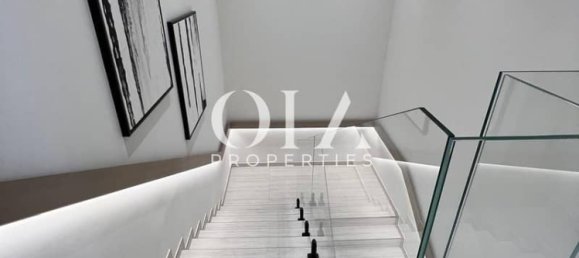 5 bedrooms Villa in Abu Dhabi, UAE No. 21699 9