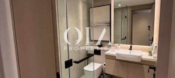 5 bedrooms Villa in Abu Dhabi, UAE No. 21699 11