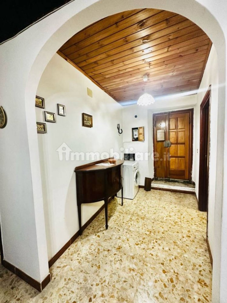 1 bedroom Apartment in Caprarola, Italy No. 214382