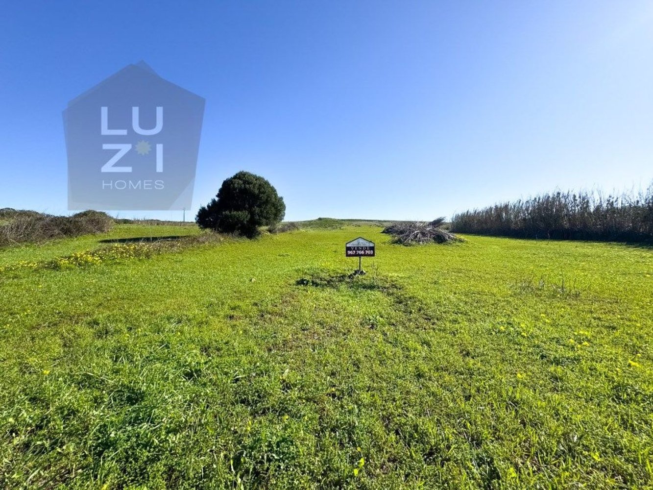 Terreno en Vila do Bispo, Portugal 13400 m² No. 57542