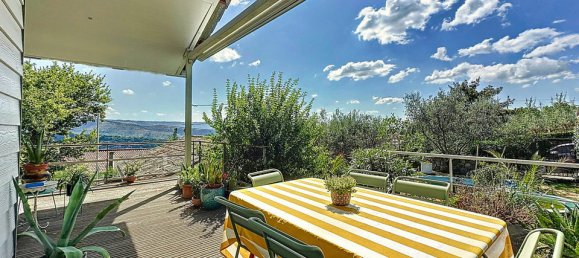 3 Schlafzimmer Villa in Aubenas, France, Nr. 300877 2