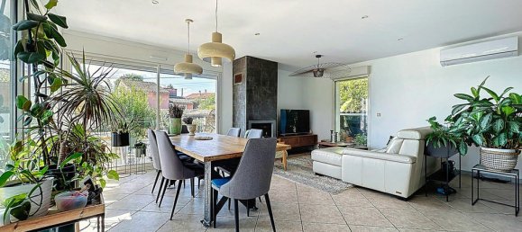 3 Schlafzimmer Villa in Aubenas, France, Nr. 300877 5