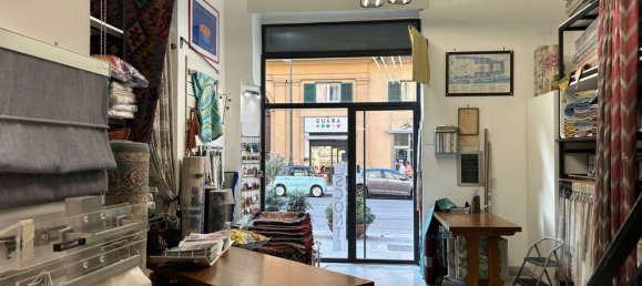 115m² Commercial property in Palermo, Italy No. 74764 11