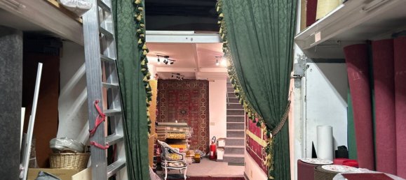 115m² Commercial property in Palermo, Italy No. 74764 16