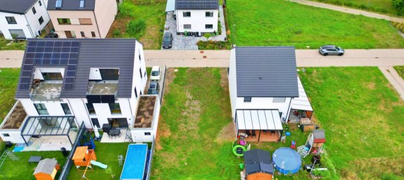 Земельный участок в Карлсруэ, Германия № 244710 3