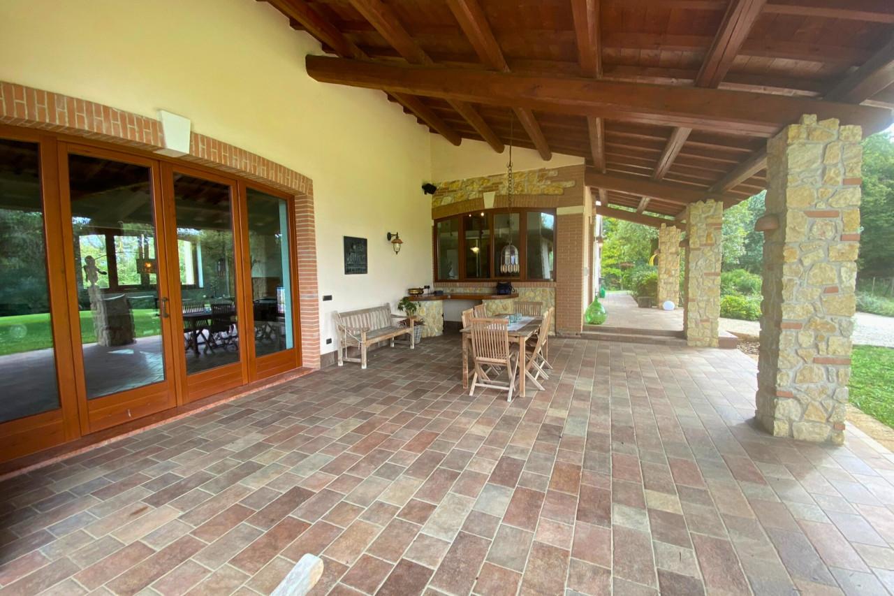 6 rooms Villa in Arcugnano, Italy No. 234034