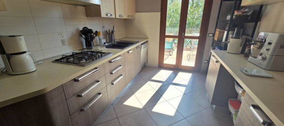 6 chambres Maison à Medolla, Italy No. 314591 4