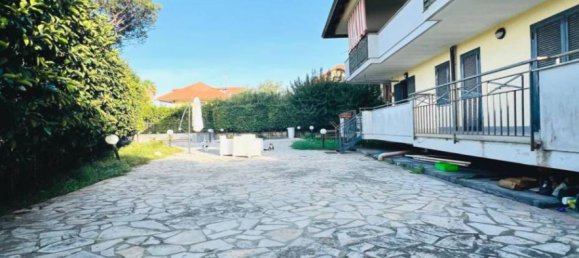 2 chambres Appartement à Giugliano in Campania, Italy No. 291705 4