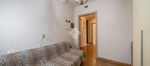 5 bedrooms Villa in Verona, Italy No. 360622 9