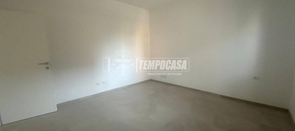 3 bedrooms Duplex in Fidenza, Italy No. 357299 2