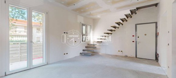 3 bedrooms Duplex in Fidenza, Italy No. 357299 6