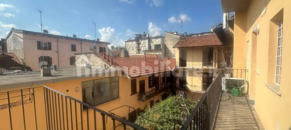 1 bedroom Apartment in Milan, Italy No. 361585 3