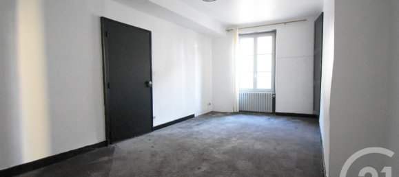 8 bedrooms House in Vichy, France No. 202517 8