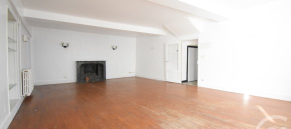 8 bedrooms House in Vichy, France No. 202517 2