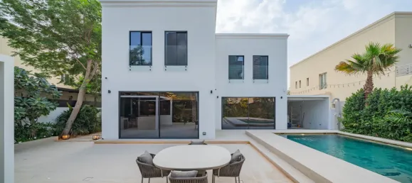 5 dormitorios villa en venta en Meadows, Dubai, UAE № 111348 5
