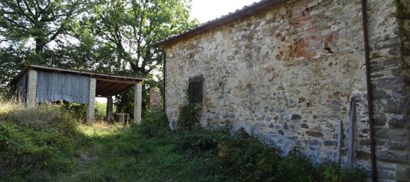 4 bedrooms Villa in Poppi, Italy No. 179569 10