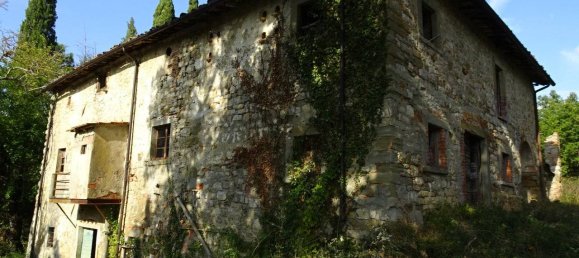 4 bedrooms Villa in Poppi, Italy No. 179569 5