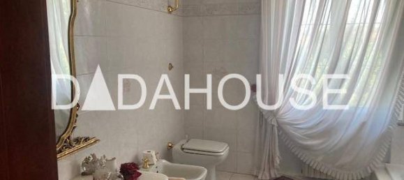 4 bedrooms House in Pisa, Italy No. 269097 16