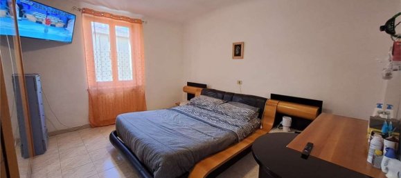 3 rooms Apartment in Jesi, Italy No. 223166 2