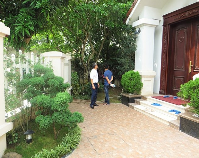 Villa de 3 dormitorios en Long Bien, Vietnam No. 2622