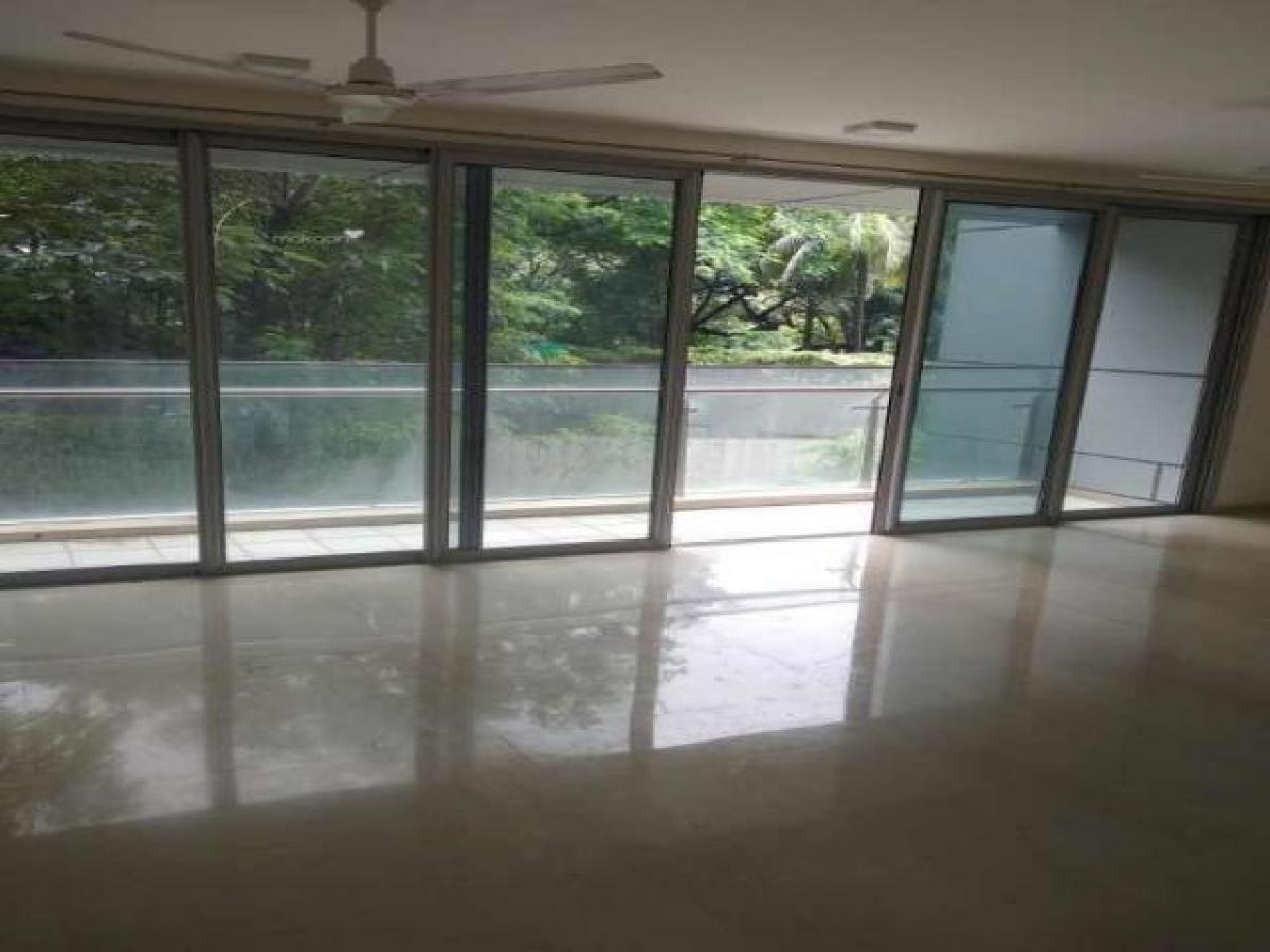 3 bedrooms House in Mumbai, India No. 54454