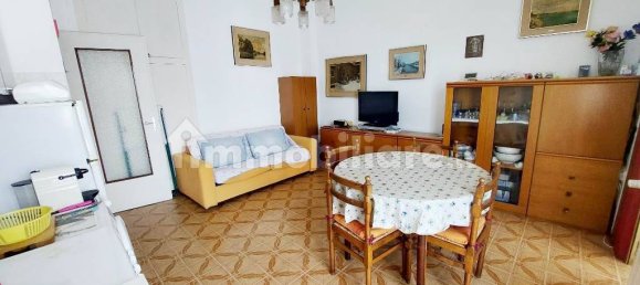 1 Schlafzimmer Wohnung in Borghetto Santo Spirito, Italy, Nr. 271597 3