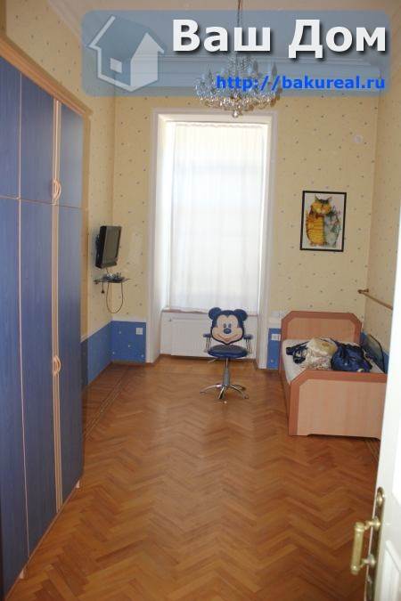 4 bedrooms Apartment in Baku, Azerbaijan No. 791