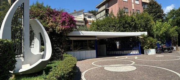 6 rooms Duplex in Rome, Italy No. 200199 12