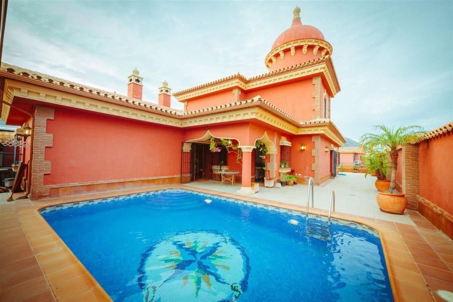 Villa de 3 dormitorios en Mijas, Spain No. 88059