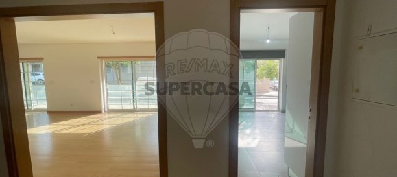 3 Schlafzimmer Doppelhaus in Barreiro, Portugal, Nr. 258287 12