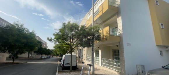 3 Schlafzimmer Doppelhaus in Barreiro, Portugal, Nr. 258287 6
