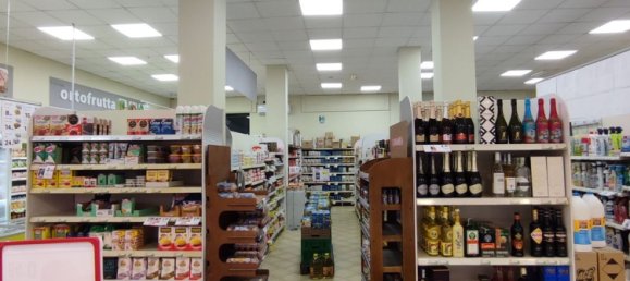 200m² Commercial property in Vitulano, Italy No. 252073 6