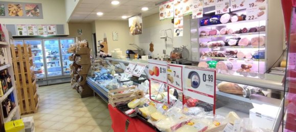 200m² Commercial property in Vitulano, Italy No. 252073 3