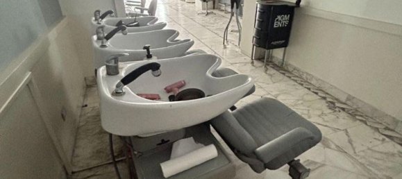 Коммерческая недвижимость 84м² в Патерно, Италия № 258974 16