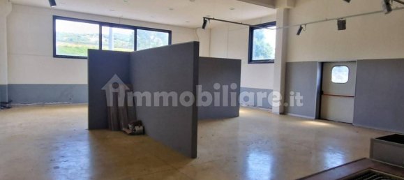 645m² Warehouse in Gubbio, Italy No. 349485 10