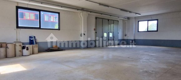 645m² Warehouse in Gubbio, Italy No. 349485 3