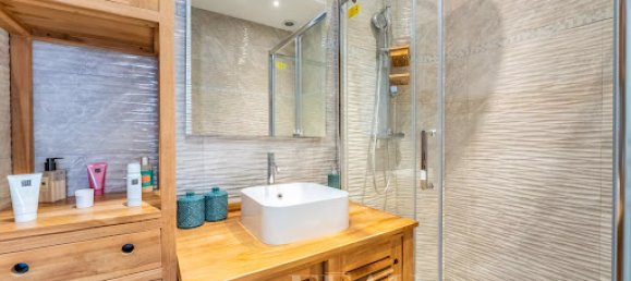 3 bedrooms Apartment in Paris, France No. 186846 11