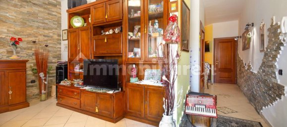 2 bedrooms Apartment in Cascina, Italy No. 261758 2