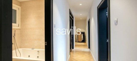 3 bedrooms Apartment in Eixample, Spain No. 182328 34