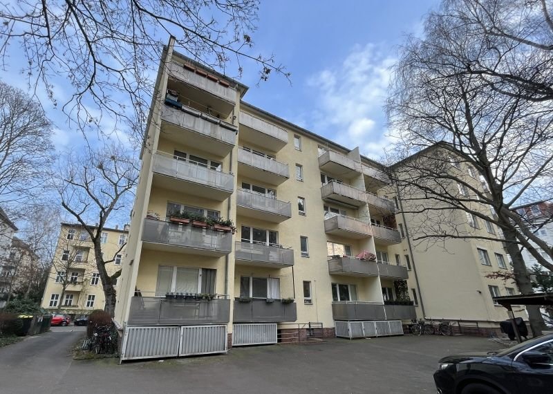 Квартира с 2 комнатами в Фриденау, Германия № 48661