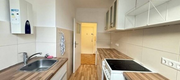 Квартира с 2 комнатами в Фриденау, Германия № 48661 5