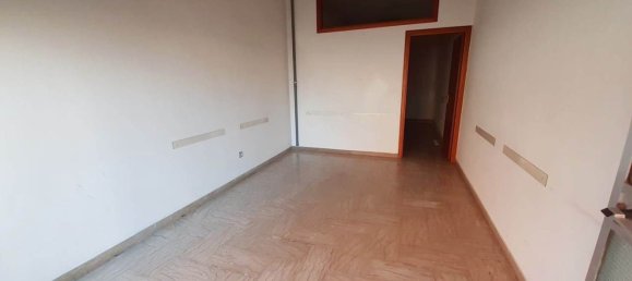 2-salle Propriété commerciale à Brindisi, Italy No. 119004 4